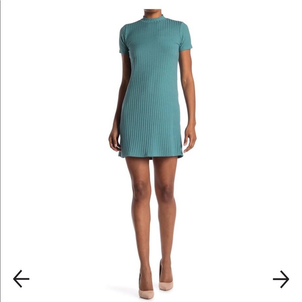 Mini dress, ribbed moss green SIZE LARGE